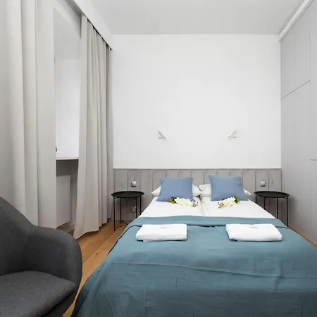 Old Town Studio By Noclegi Renters-3
