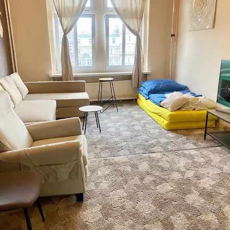 Apartament w centrum Wrocławia w kamienicy-3