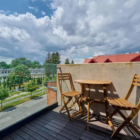 Apartment By The Oder River Wroclaw By Noclegi Renters-3