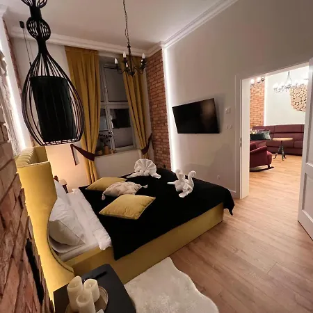 Brick Castle - Apartament Helga-3