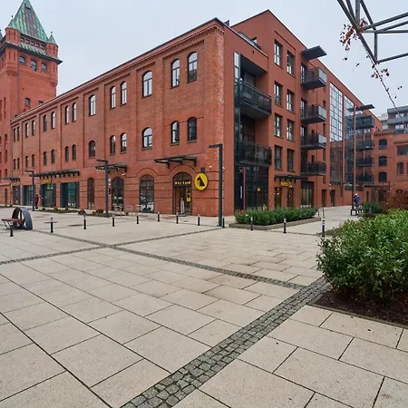 Browary Wroclawskie Apartments by Renters-2