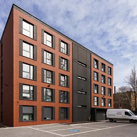 RentPlanet - Studio Fabryczna-2