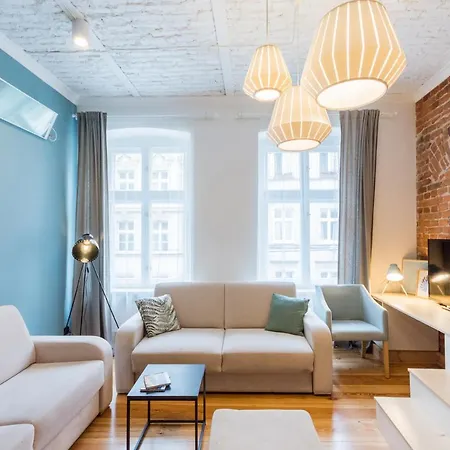 RYNEK Stare Miasto Apartment 5A - Klima Netflix-3