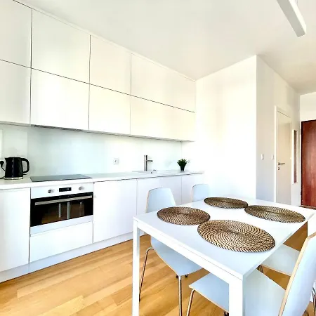 Elegant Apart-800M Main Square-Parking And Lift-3