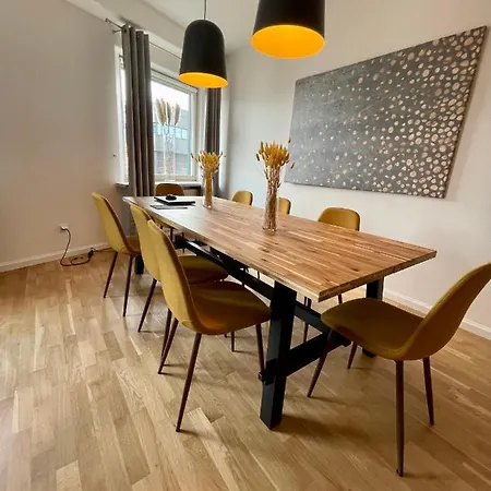 Boutique Apartments - Old Town 120M2 - Private Underground Parking --3