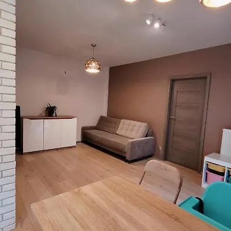 Green Terrace Big Family Apartment - Big Terrace, Free Parking, Netflix Cinema-3