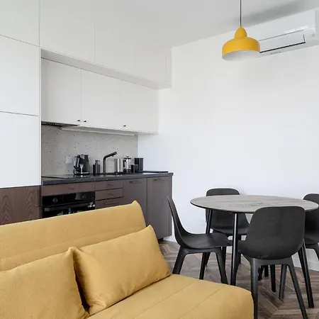 Rentplanet - Przedmiescie Olawskie-2
