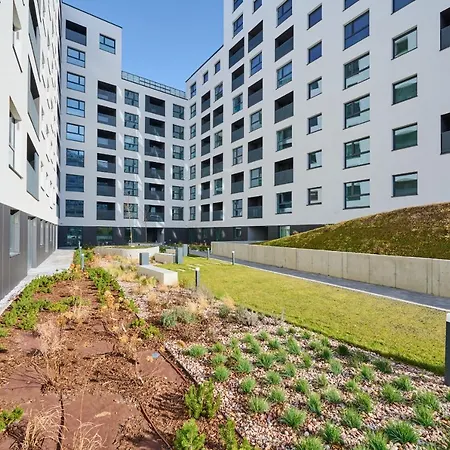 Central SouthStar Apartments - Gwiaździsta - FREE PARKING by Noclegi Renters-3
