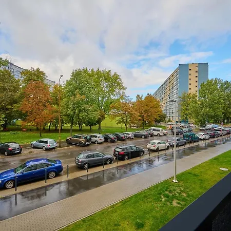 Central SouthStar Apartments - Gwiaździsta - FREE PARKING by Noclegi Renters-2