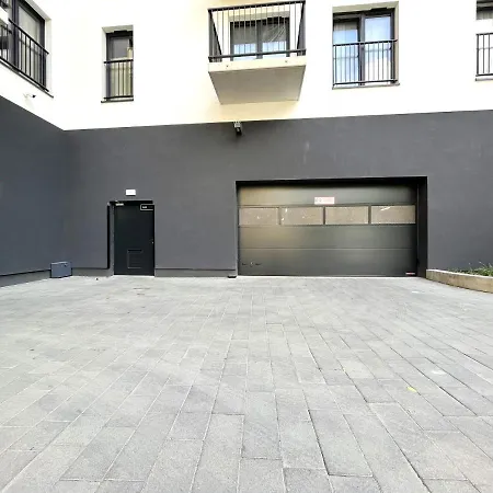 Wyszynskiego Apartment - Self Check-In 20H - Parking &Lift-2