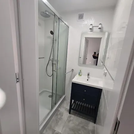 Moon Apartment-3
