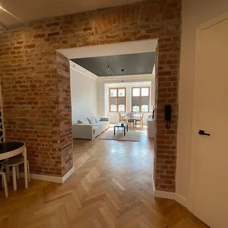 Wyjątkowy Apartament blisko Rynku-2