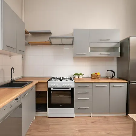 AS Home 8-osobowy apartament w Rynku-2