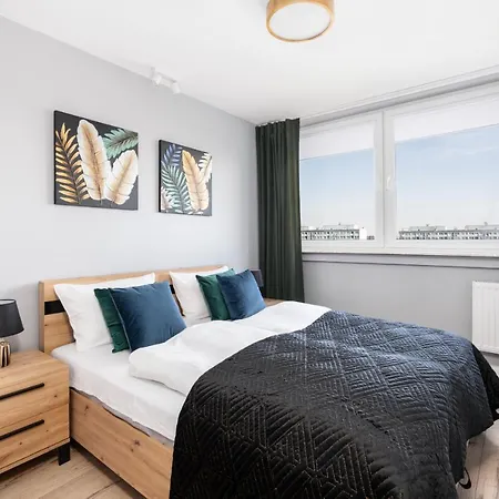 Stylish Apartment Near Wroclavia For 4 Guests By Noclegi Renters-2