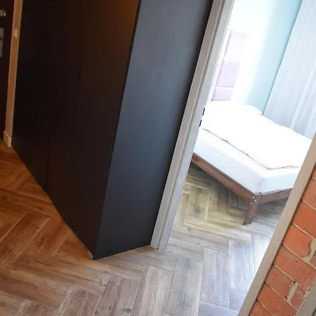 Apartament 3 pokoje balkon 50m2 wyposażone parking-3