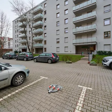 Apartment Na Szancach With Balcony By Noclegi Renters-2