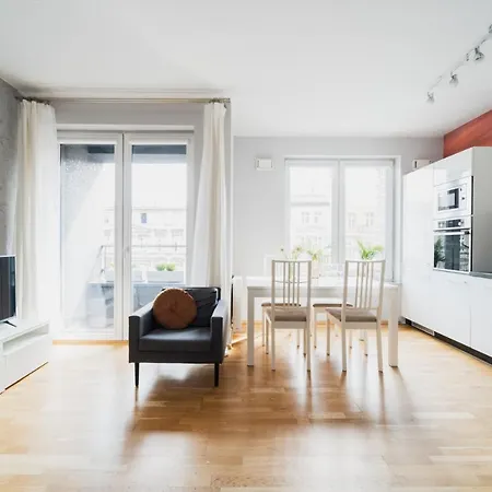 Big Apartment Old Town - 3 Rooms- 7 People-Lift- Near Town Hall-2