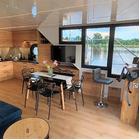 Houseboat Water King apartament pływający dom na wodzie, 7 os-2