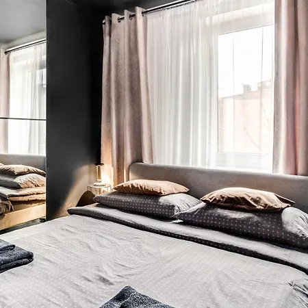 Blacknight Apartment - Self Check-In 24H-2