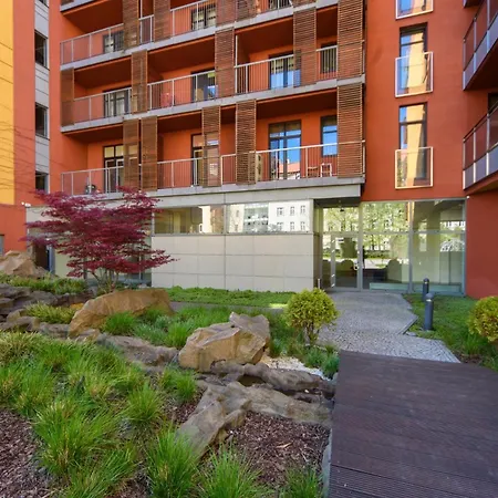 Elegancki apartament od dziedzińca, 60m2, parking, Rynek 700 m-3