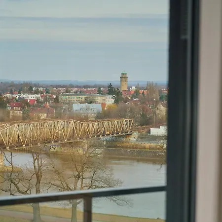 River View Studio With Balcony & Free Garage Wroclaw By Noclegi Renters-2