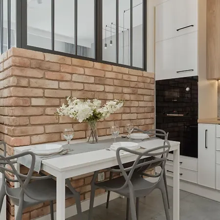 River View Studio With Balcony & Free Garage Wroclaw By Noclegi Renters-3