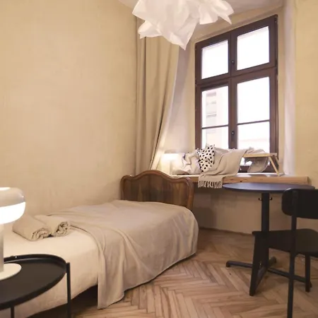 Charming Apartment / Old Town City Center-3