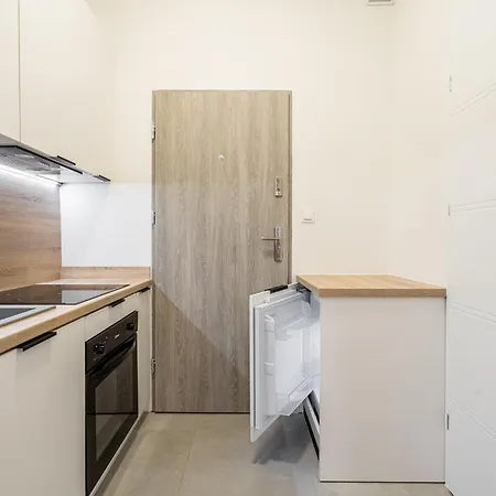 Rentplanet - Apartamenty Srodmiescie-3