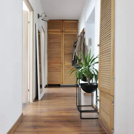 Vintage Rooms / Old Town Wroclaw / City Center-2