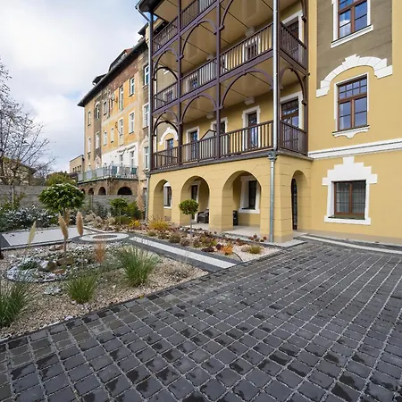Śniadeckich 47-2