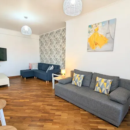 3-Bedroom Apt In Town Square-3