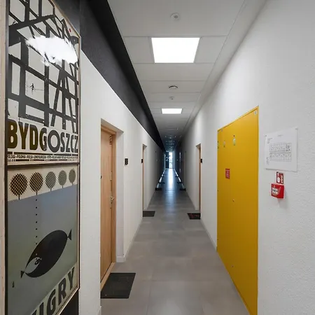 Airport Studio Zarembowicza by Renters-2