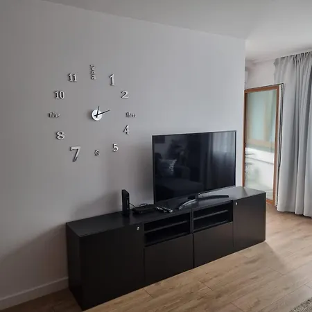 Apartament Near Sky Tower-3