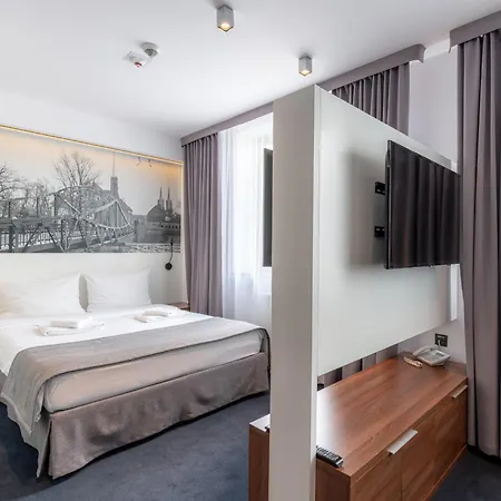 Terminal Hotel-3