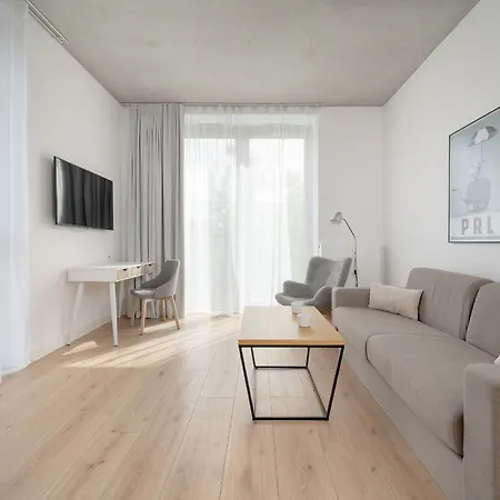 Beautiful White - Beige Apartments In Wroclaw By Noclegi Renters-2