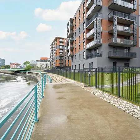 Michalczyka Stylish Apartment With Parking In The City Center Of Wroclaw By Noclegi Renters-3