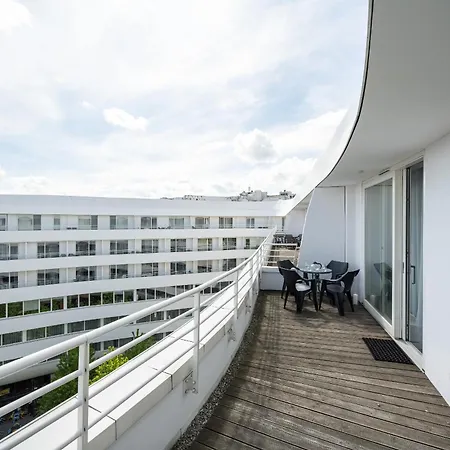 Wroclaw Center Apartment Close To The Market And Park With Parking & Air Conditioning By Renters Prestige-2