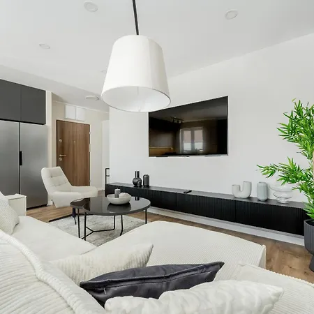 Piękny Apartament Wichrowa - 2 Sypialnie FREE GARAGE Wrocław by Noclegi Renters-2