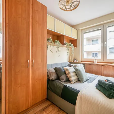 NiceOne Apartment Number 3 - W samym Centrum!-3