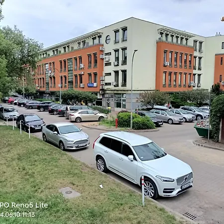 Mieszkanie 3 pokojowe dla rodzin, z zabawkami, w centrum blisko Aquaparku-2