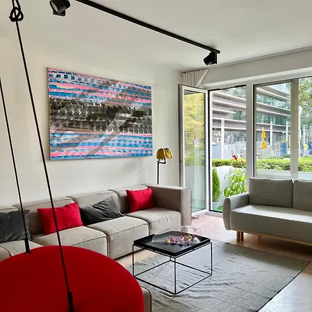 Art & Design 3 Rooms Apartment In City Center-2