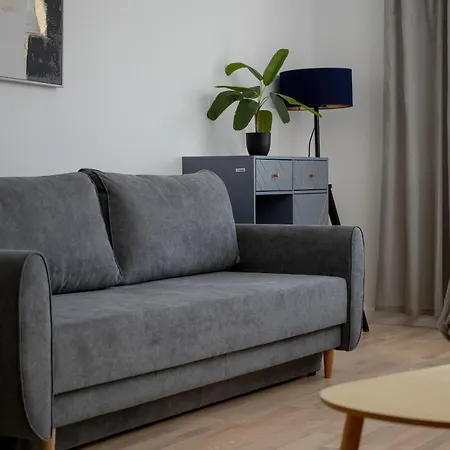 Przestronne Studio Przy Rynku we Wrocławiu z Klimatyzacją i Wanną by Noclegi Renters-3