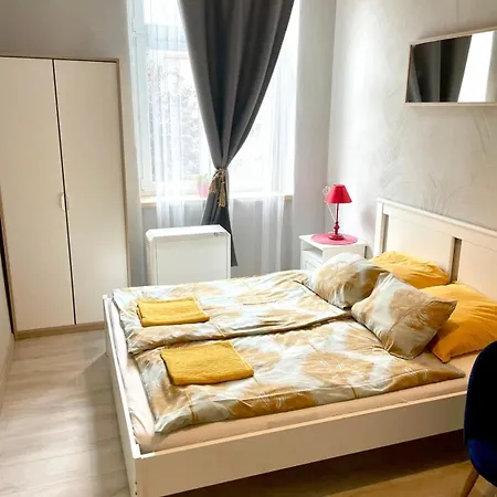 Colourful Rooms Wroclaw-2