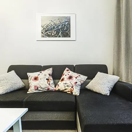 Klimatyczny Apartament W Centrum-3