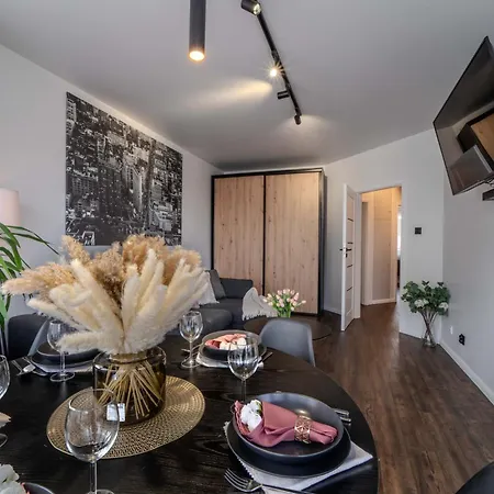 New Large Modern Apartment - City Center - 60M2 - Lift - Parking-2