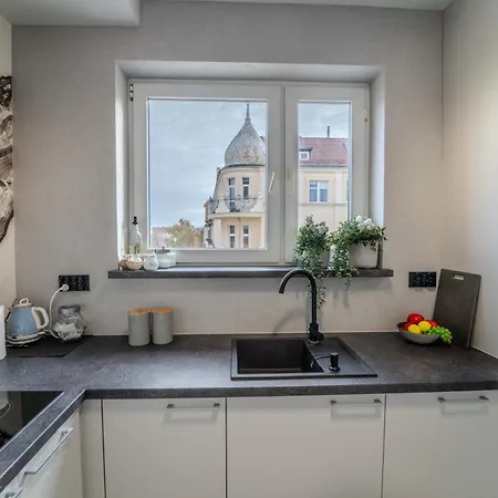 New Large Modern Apartment - City Center - 60M2 - Lift - Parking-3