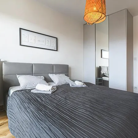 Ekskluzywny apartament z balkonem-3