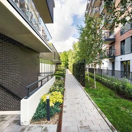 Nowoczesny Apartament z Klimatyzacją i Parkingiem by Renters Prestige-2