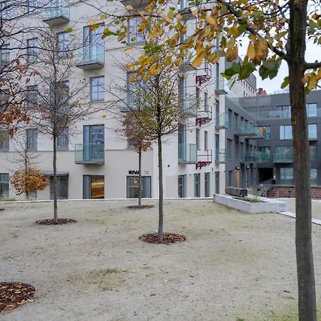 Apartament AleMłyn - na wyspie Słodowej, z balkonem i pięknym widokiem- SpaceApart-3