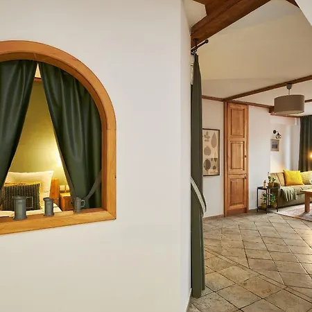 Vincent Oldtown Apartments-3
